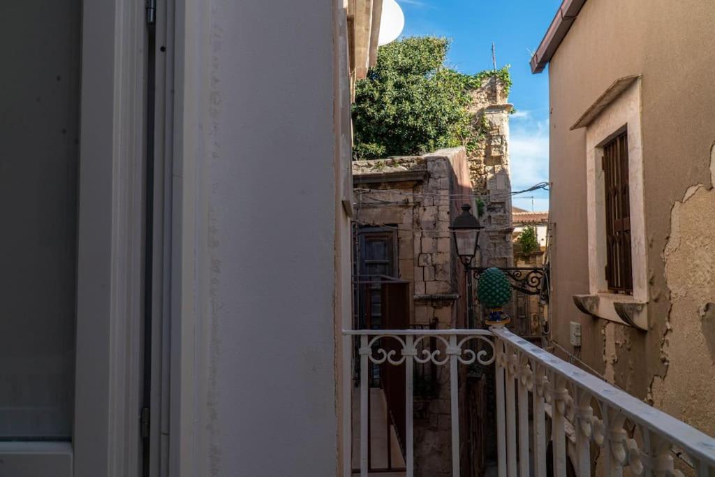 Casa Charm Rosaapartmentsortigia Syracuse Eksteriør billede
